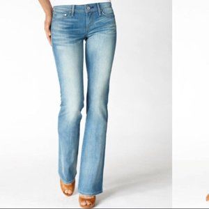 LEVI'S Demi Curve Mid-Rise Boot Cut Jeans Light Wash 12/31
